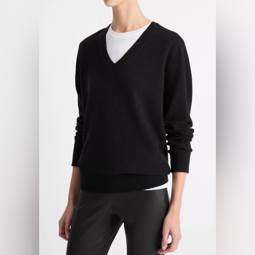 Vince Cashmere V-Neck Weekend Sweater - Picture 2 of 8